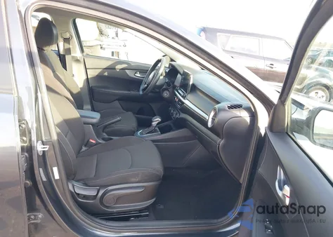 2021 Kia Forte Fe из США, поврежденный, VIN 3KPF24AD6ME313595